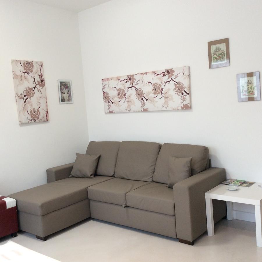 Bed & Breakfast Sforza 19 San Colombano al Lambro Exteriör bild