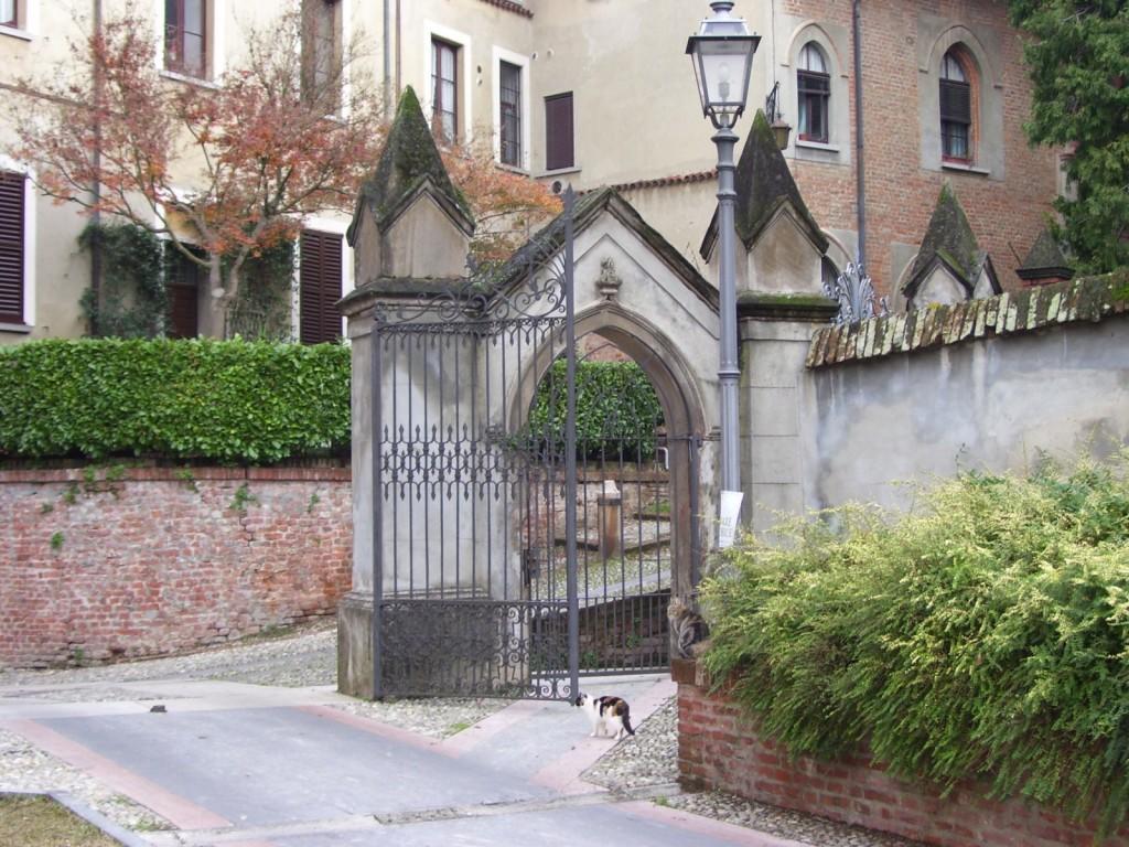 Bed & Breakfast Sforza 19 San Colombano al Lambro Exteriör bild